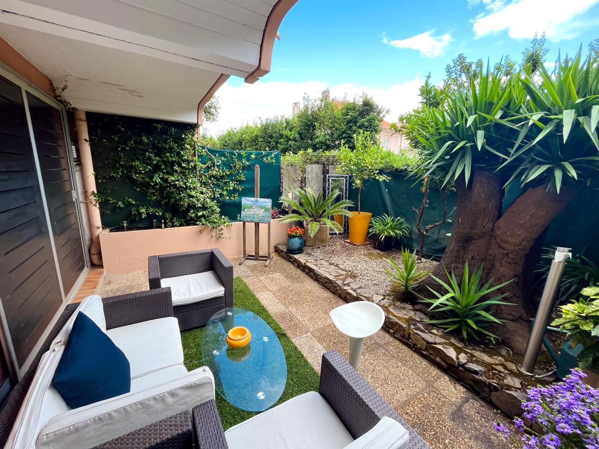 דירות Private Garden In Center Of Saint Tropez מראה חיצוני תמונה